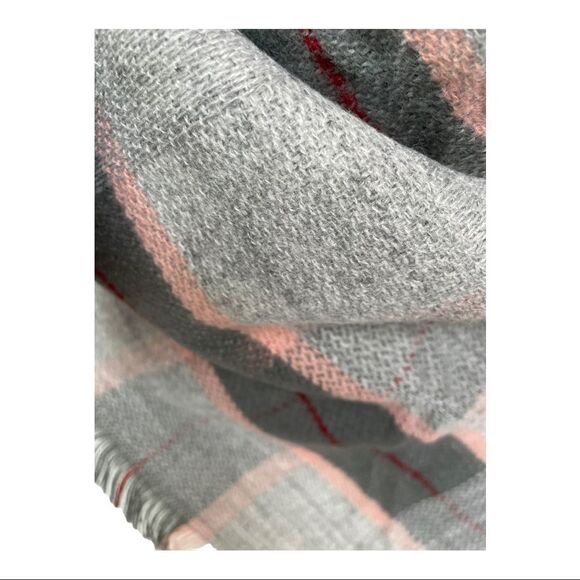 MULTI SEASON OVERSIZED PLAID BLANKET SCARF - Picture 3 of 5